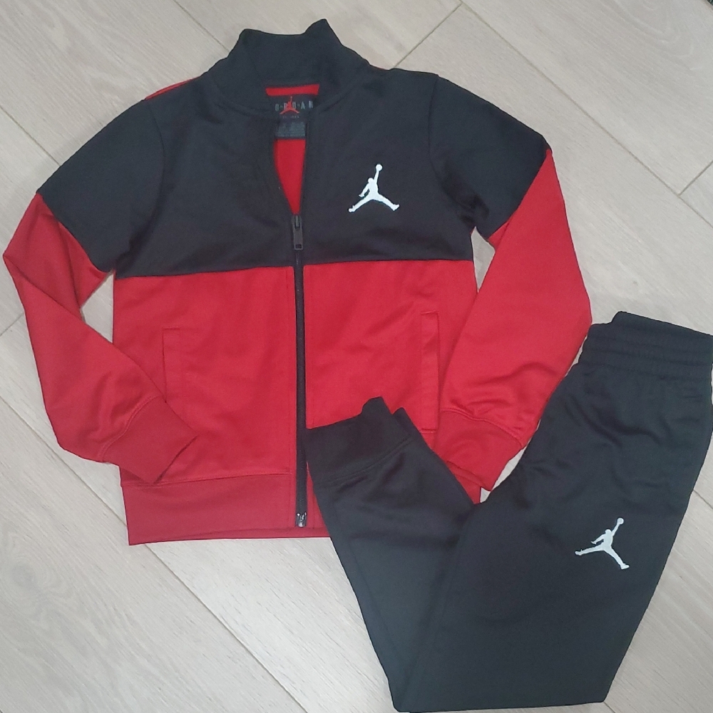 Jordan Kids Red and Black Jogger Set